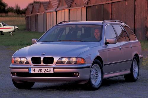 BMW 5シリーズツーリング画像