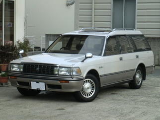  Crown Tモデル (GS130) 1987-1999