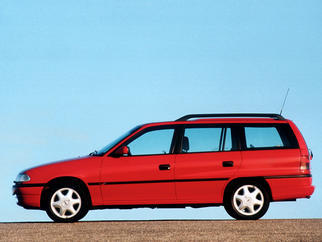 Astra F Caravan (フェイスリフト 1994) 1994-1998