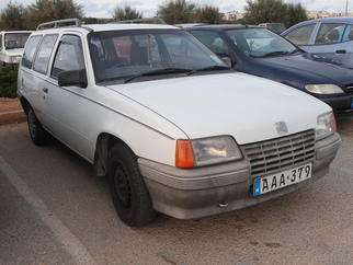  Astra Mk II Tモデル 1984-1991